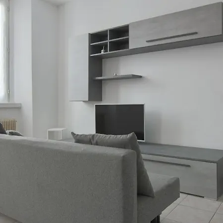 Italianway - Piazza Amendola 14 Lägenhet Como